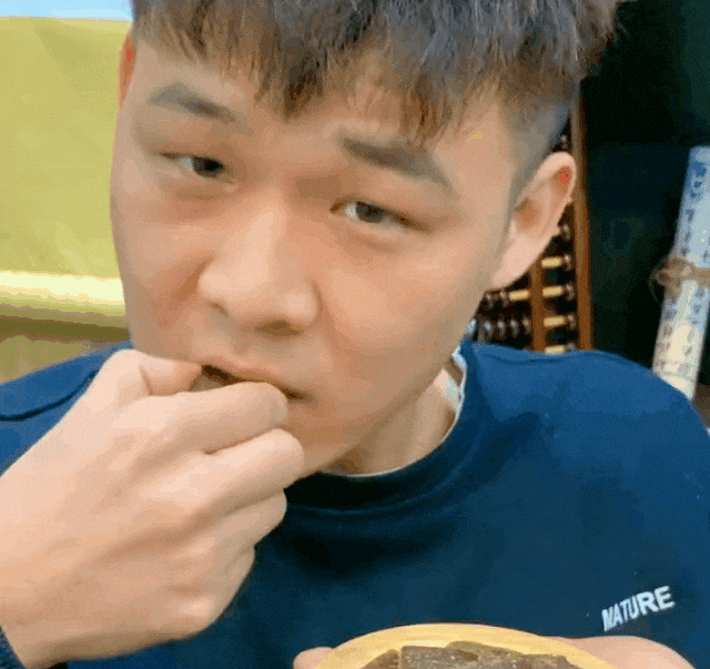a0a00208da92fa043b270c9eaaeac776.gif